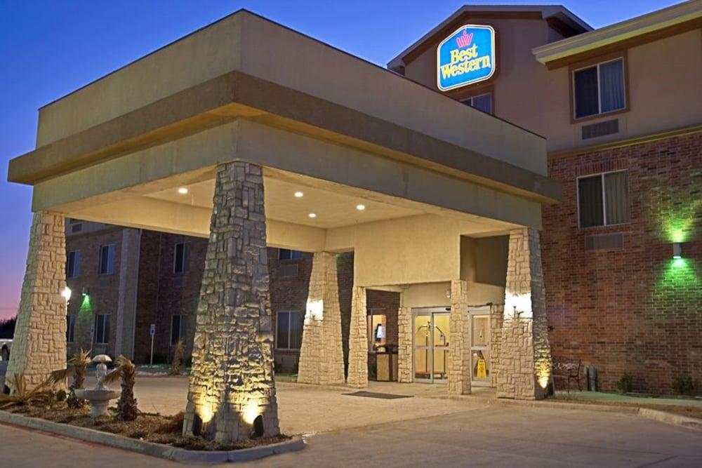 Best Western Bowie Inn & Suites Buitenkant foto